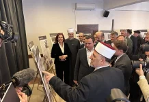 Porušene džamije Bosne i Hercegovine i Kosova: Svečano otvorena izložba u Prištin