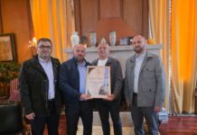 Reis Fejzić uručio zahvalnicu braći Refku i Tefku Radončiću